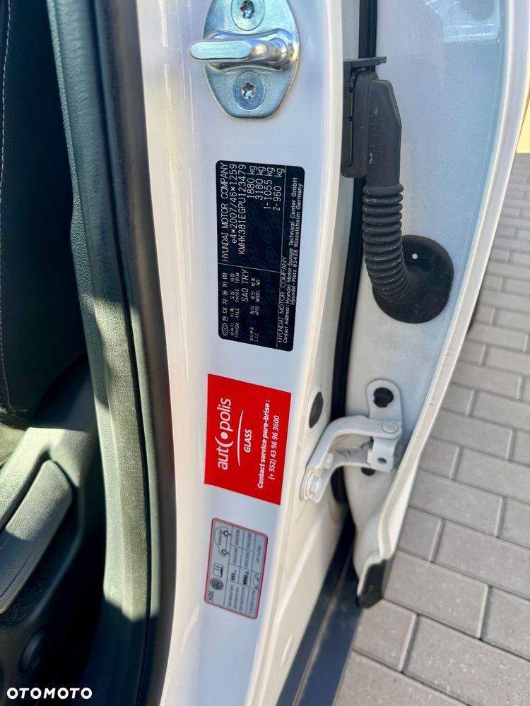 Hyundai Kona - 17