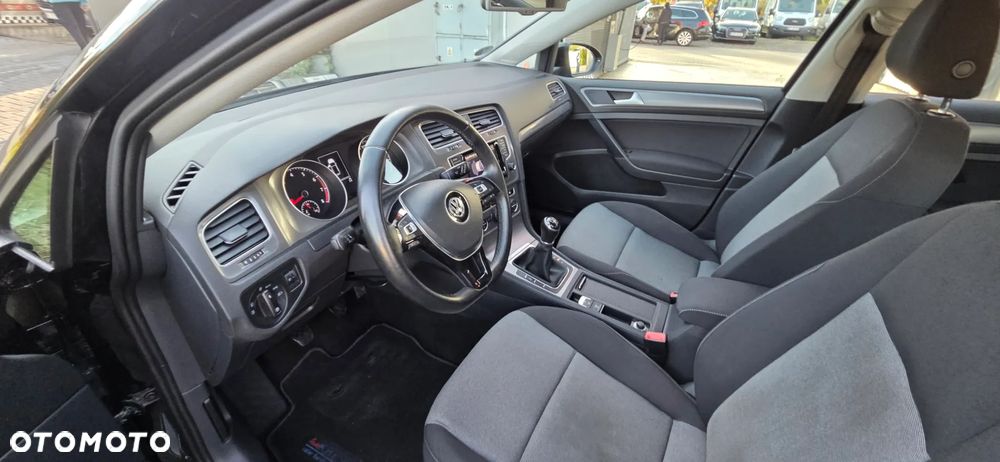 Volkswagen Golf 1.2 TSI BlueMotion Technology Cup - 30