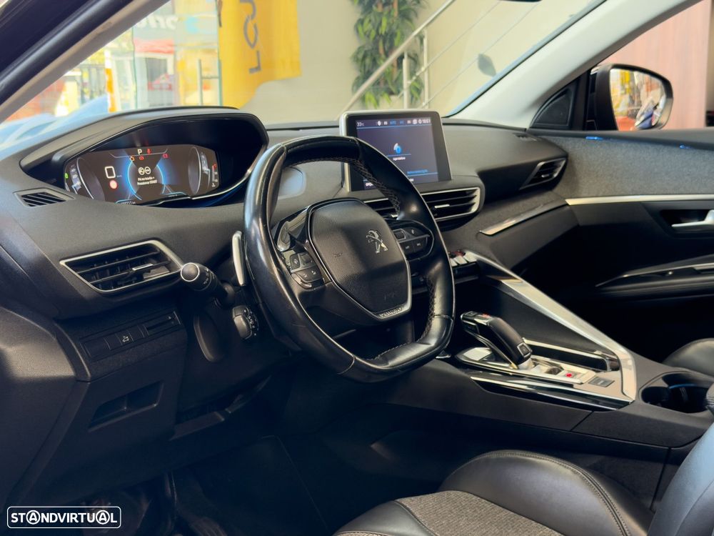 Peugeot 5008 1.5 BlueHDi Allure EAT8 - 3