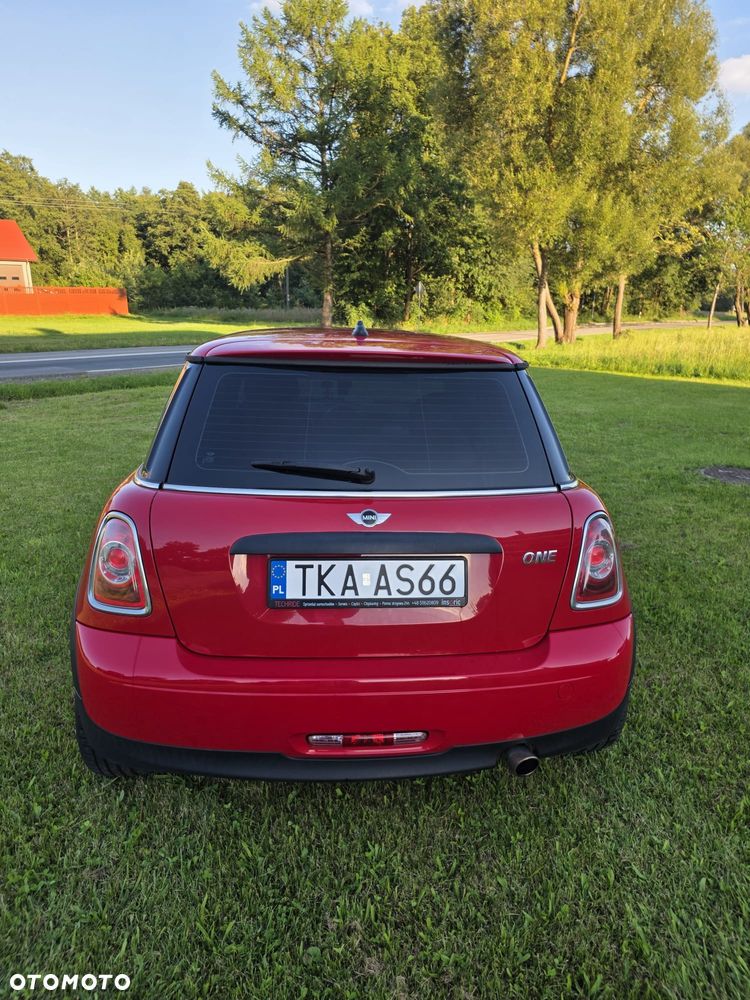 MINI ONE - 1