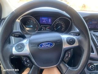 Ford Focus - 10