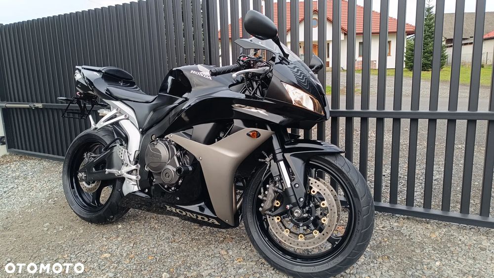 Honda CBR - 2