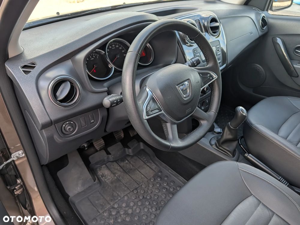 Dacia Sandero 0.9 TCe Laureate S&S - 13