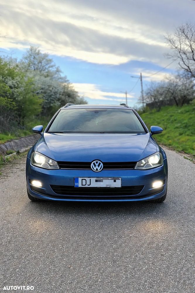 Volkswagen Golf 1.6 TDI DPF BlueMotion Technology Highline - 1