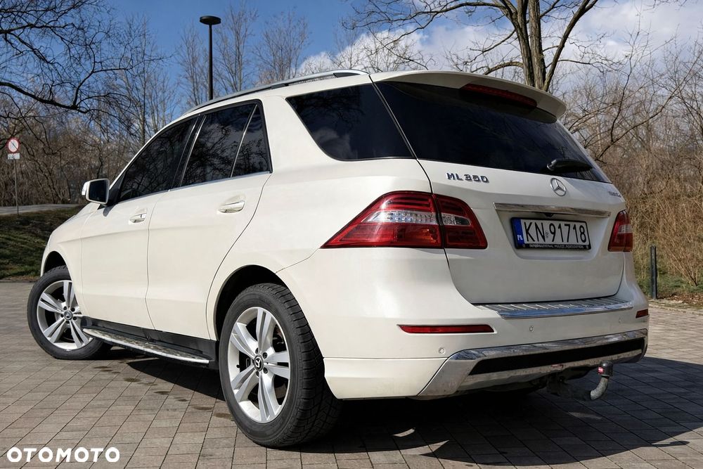 Mercedes-Benz ML 350 BlueTEC 4-Matic - 10