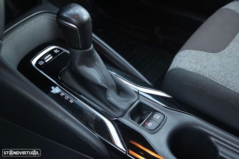 Toyota Corolla 1.8 Hybrid Exclusive - 11