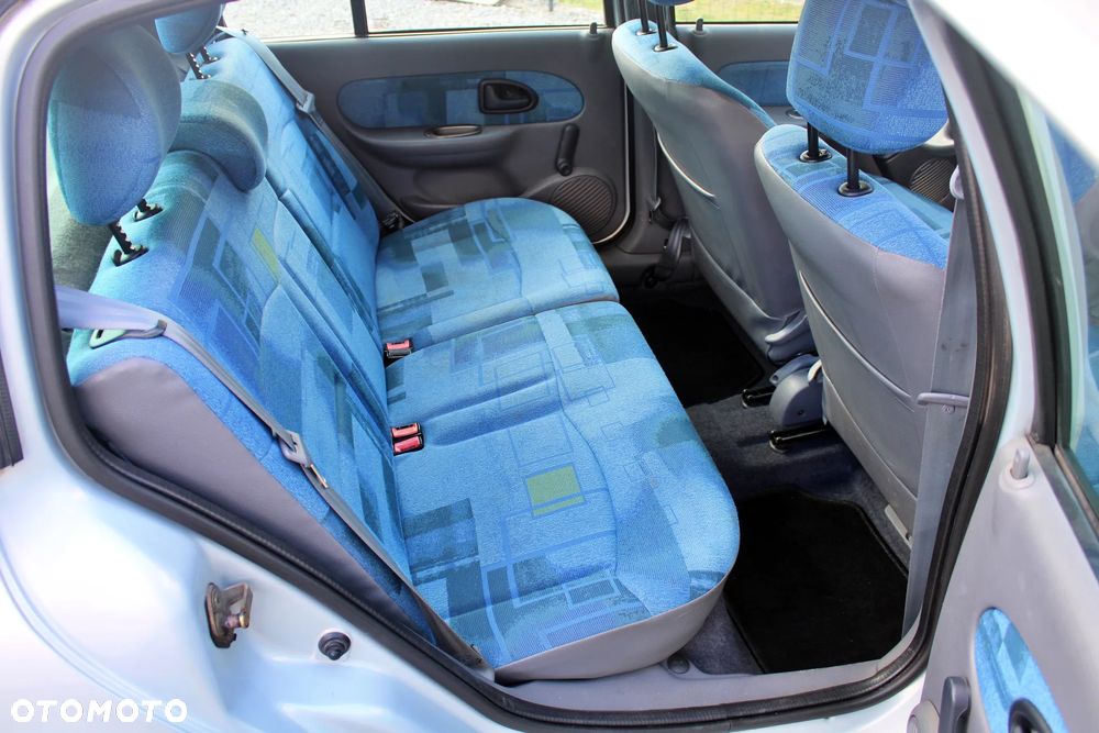 Renault Clio - 20
