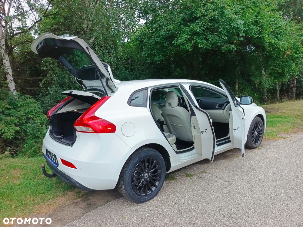 Volvo V40 - 14