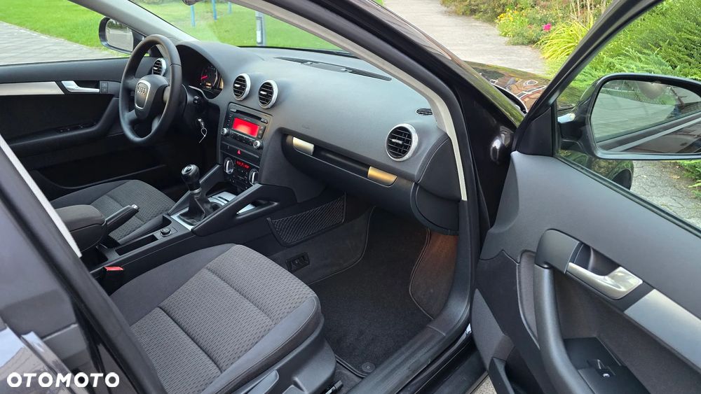 Audi A3 Sportback - 11