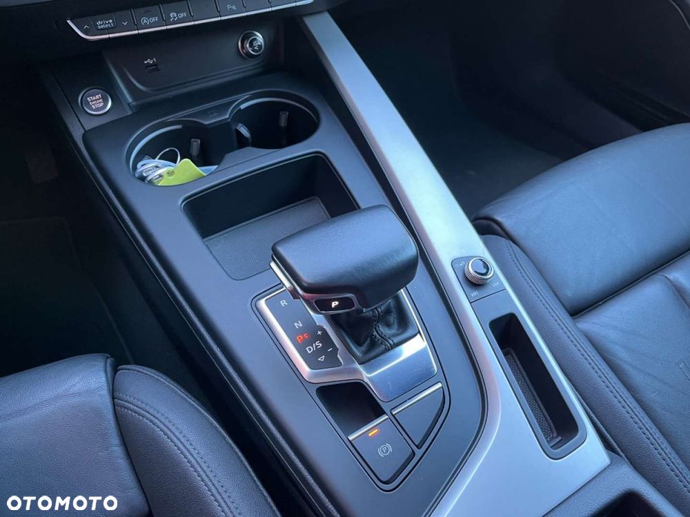 Audi A4 Avant 45 TDI quattro tiptronic - 24