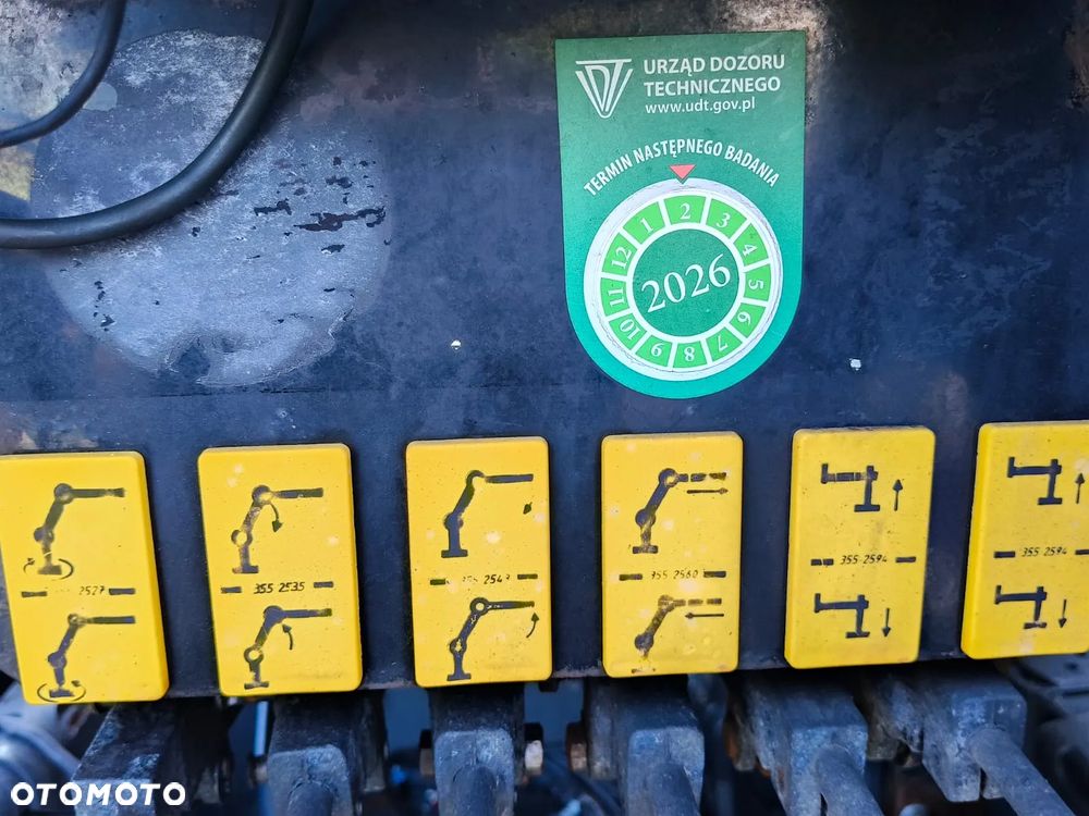 Renault MIDLUM 180  4x4 / WYWROTKA + HDS HIAB SKŁADANY W Z / - 16