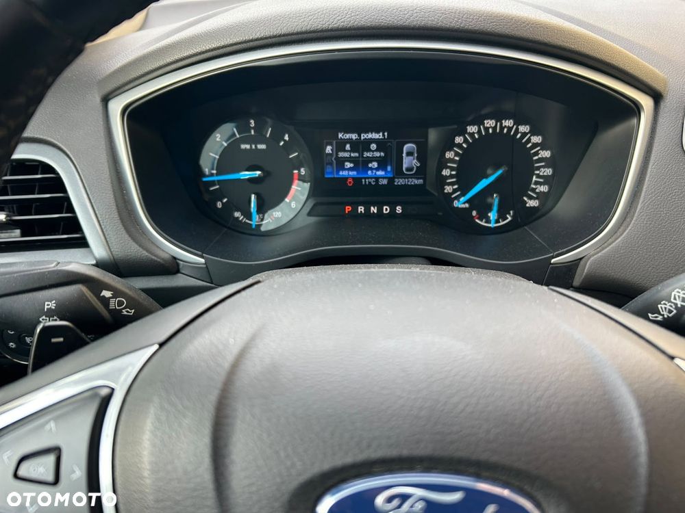 Ford Mondeo - 9