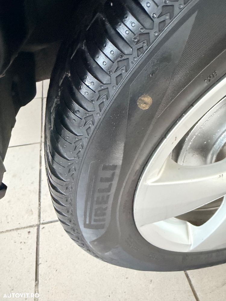 Skoda RAPID 1.2 TSI Elegance - 27