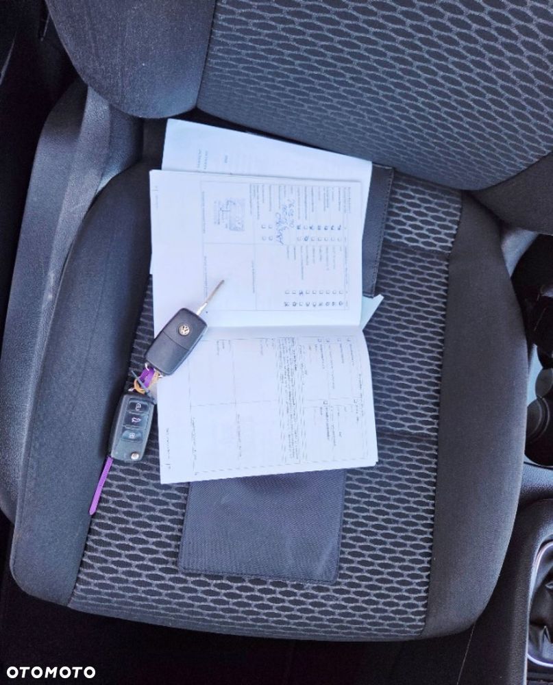 Volkswagen Golf - 13