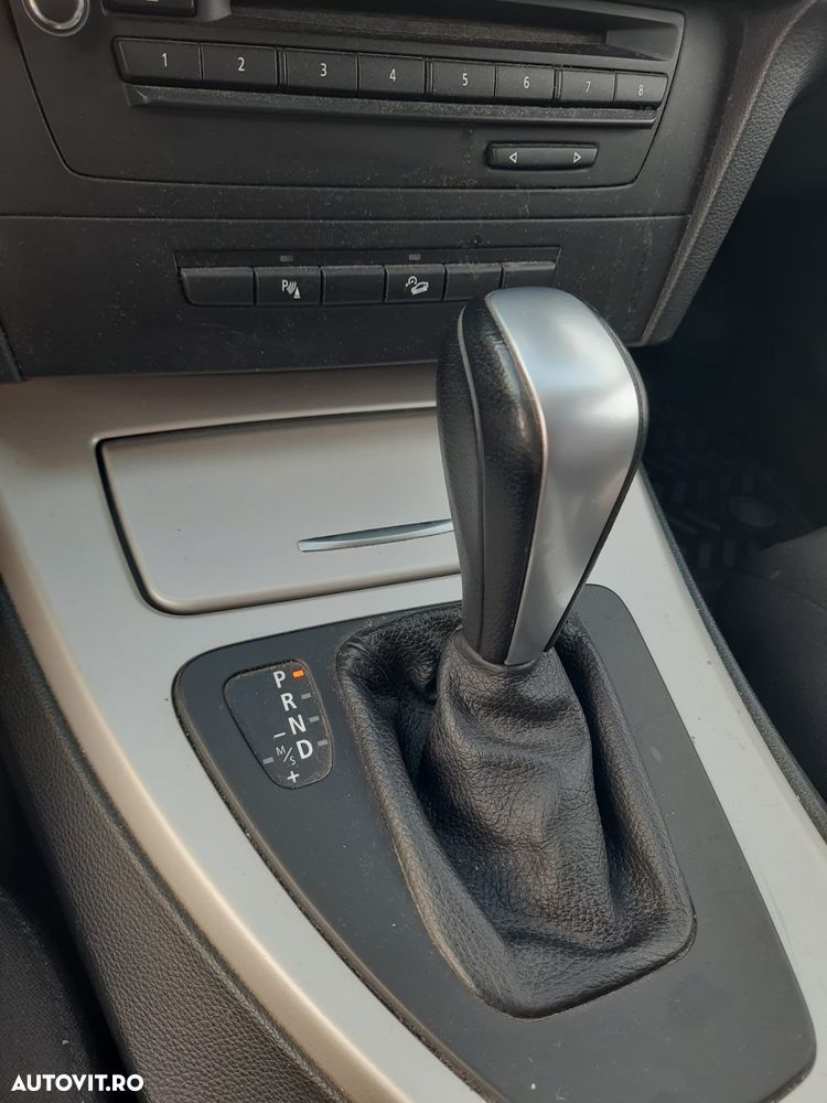 BMW Seria 3 320d xDrive DPF Aut. - 10