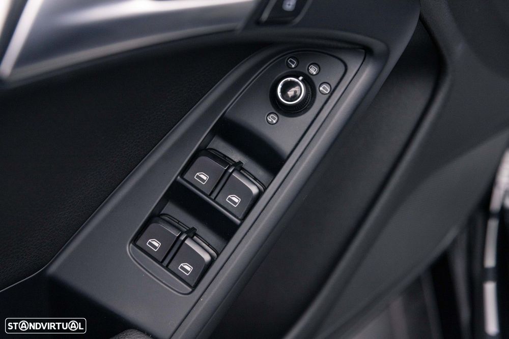 Audi A5 Cabrio 2.0 TFSi S-line - 39