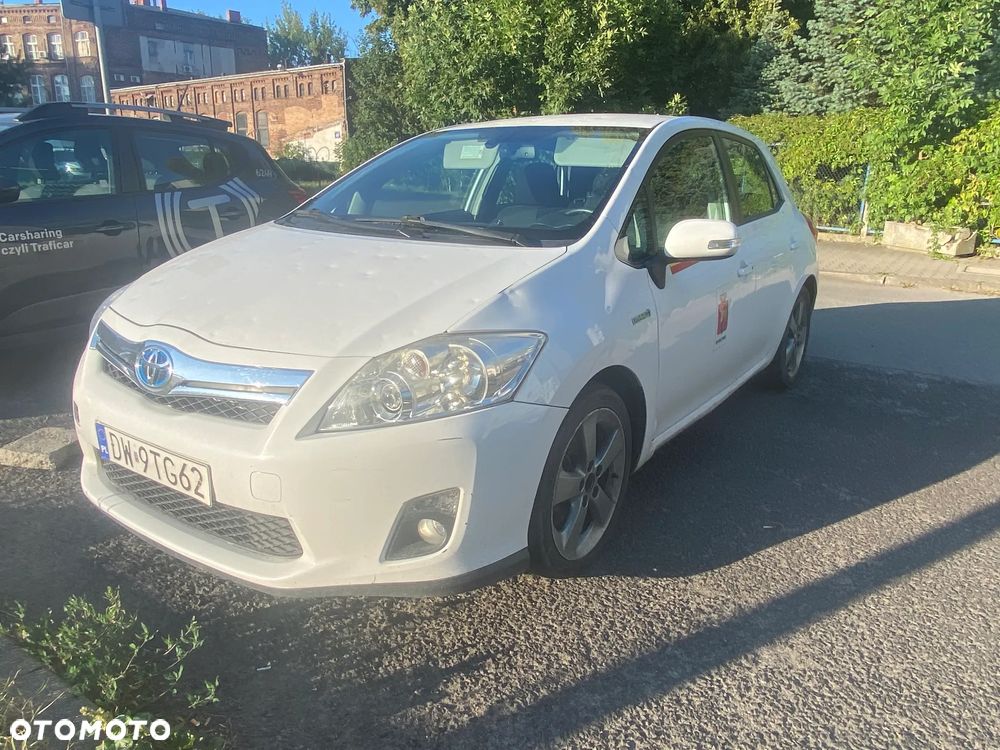Toyota Auris 1.8 HSD Luna - 1