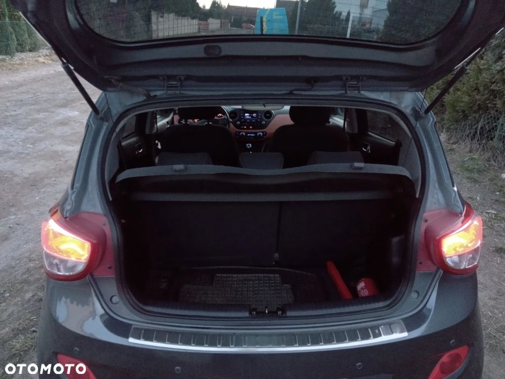 Hyundai i10 1.0 Premium - 13