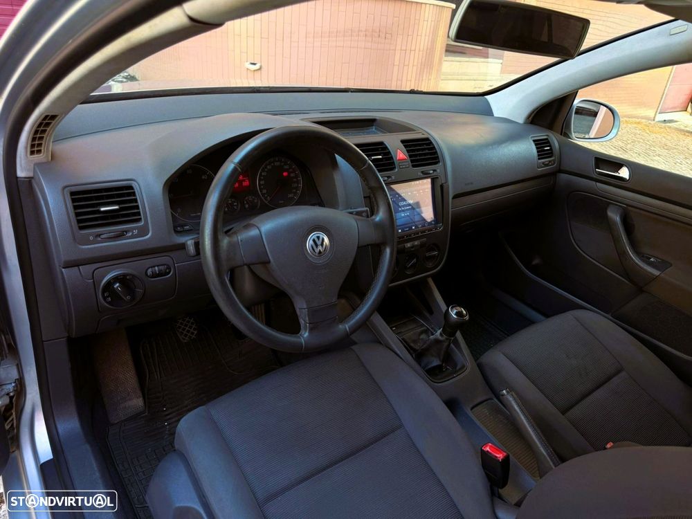 VW Golf 1.9 TDi 6V Trendline AC - 8