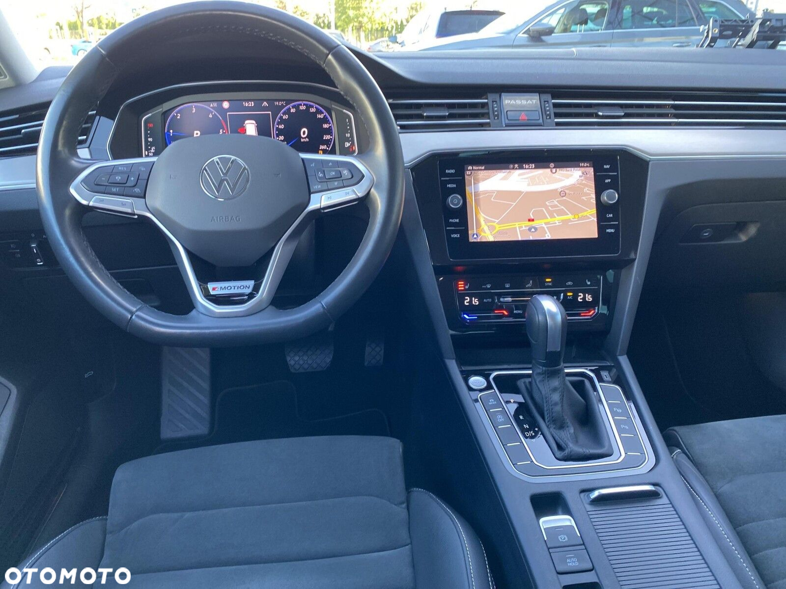 Volkswagen Passat 2.0 TDI 4Mot Elegance DSG - 14
