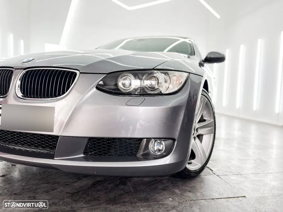BMW 320 i Cabrio - 12