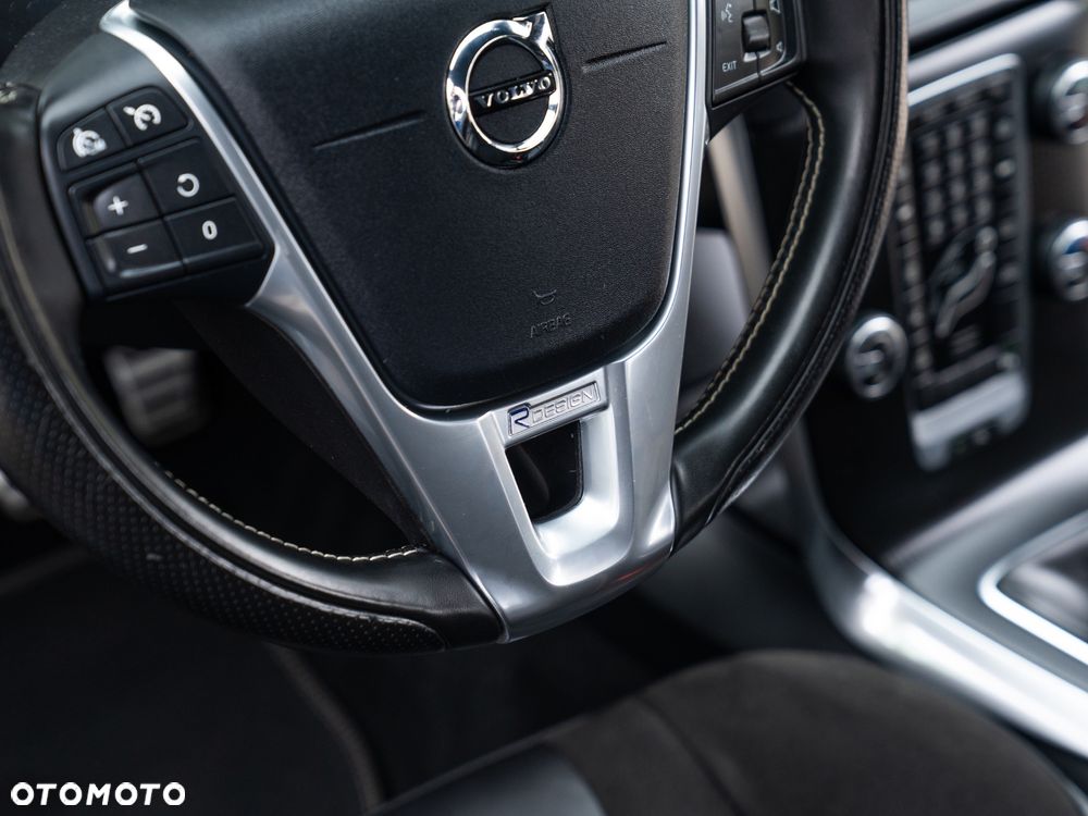 Volvo V40 T2 RDesign - 31