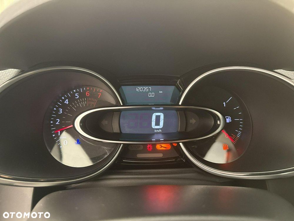 Renault Clio - 15