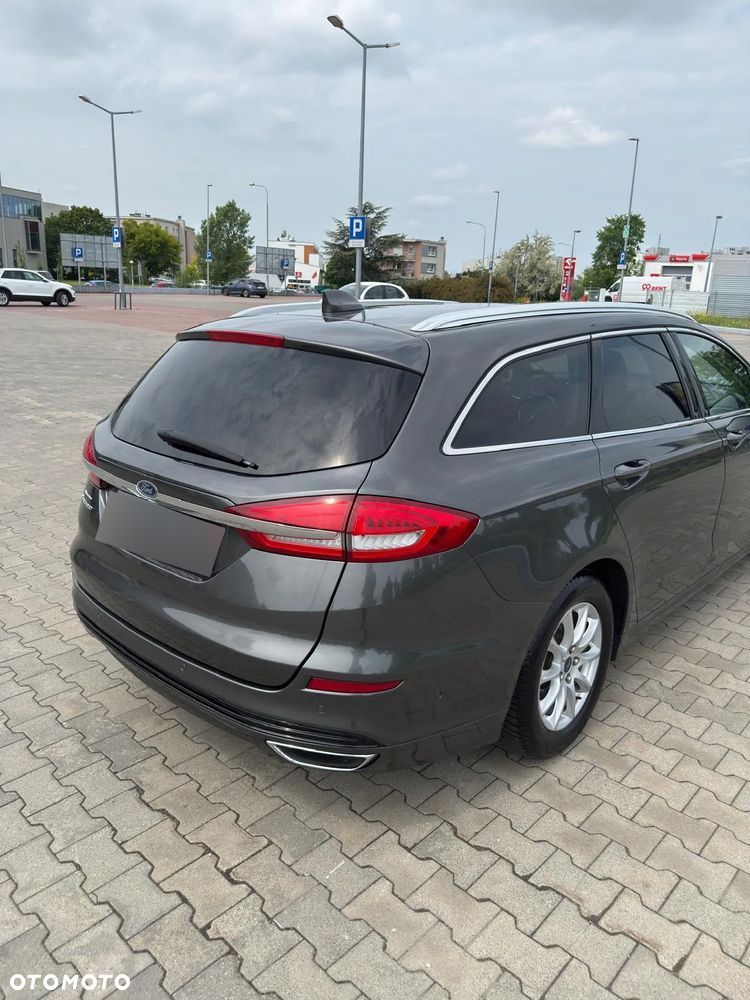 Ford Mondeo 2.0 EcoBlue Titanium - 16