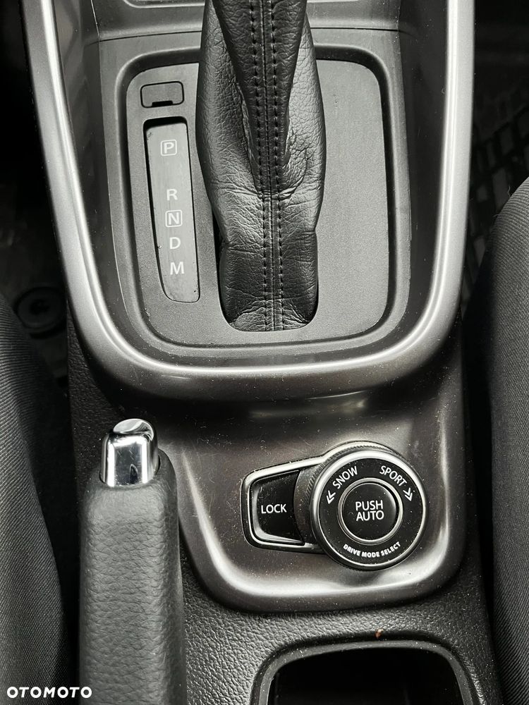 Suzuki Vitara 1.5 Strong Hybrid Premium 4WD AGS - 11
