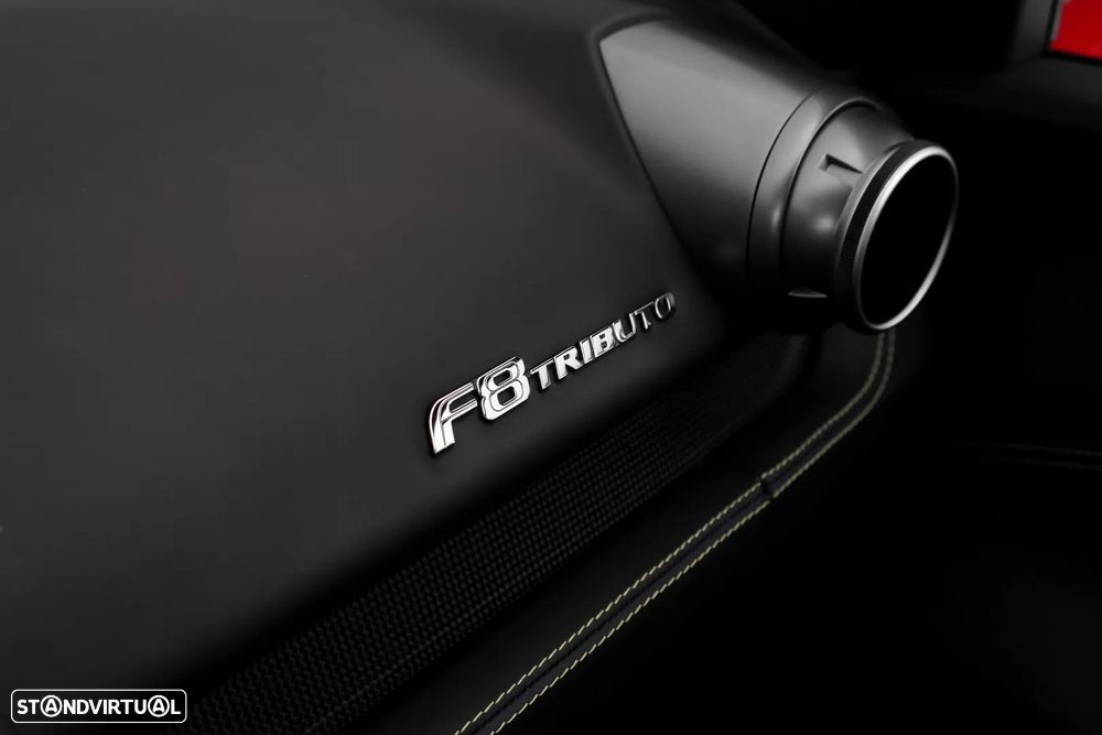 Ferrari F8 Tributo 3.9 Twin-Turbo V8 — fotografia 17