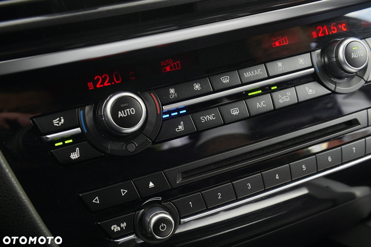 BMW X5 xDrive30d - 38