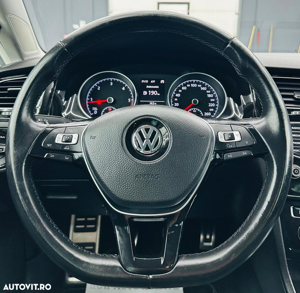 Volkswagen Golf 2.0 TDI BlueMotion Technology Allstar - 34