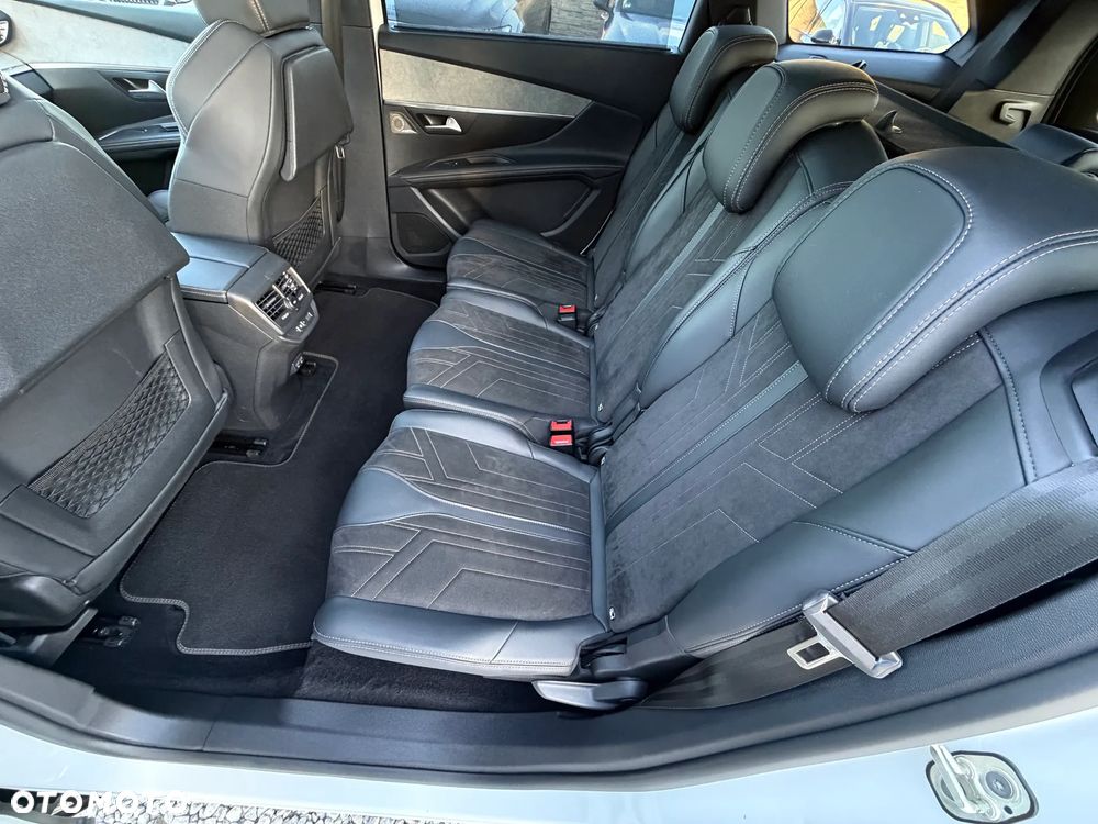 Peugeot 5008 PureTech 180 EAT8 Stop & Start GT - 31