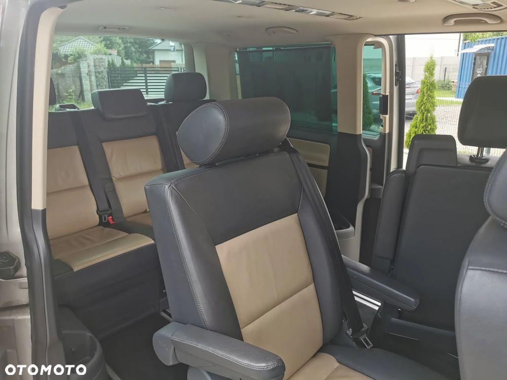 Volkswagen Multivan - 15