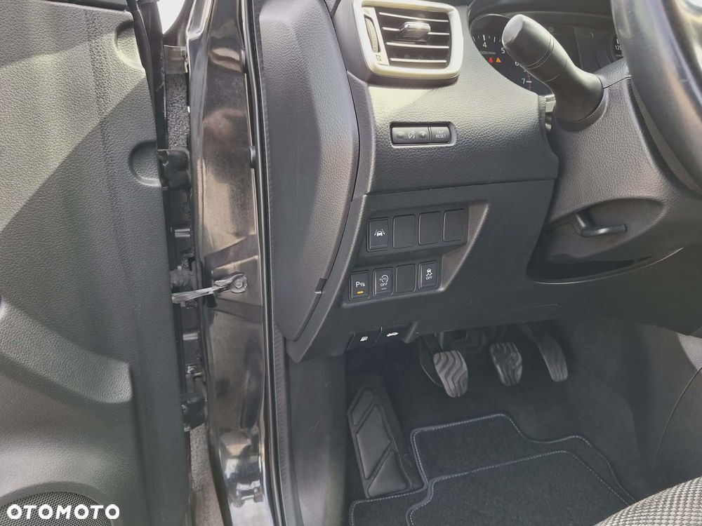 Nissan Qashqai 1.2 DIG-T Tekna - 12