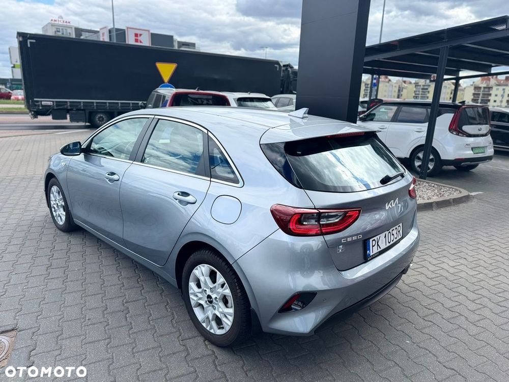 Kia Ceed 1.5 T-GDI M DCT - 3