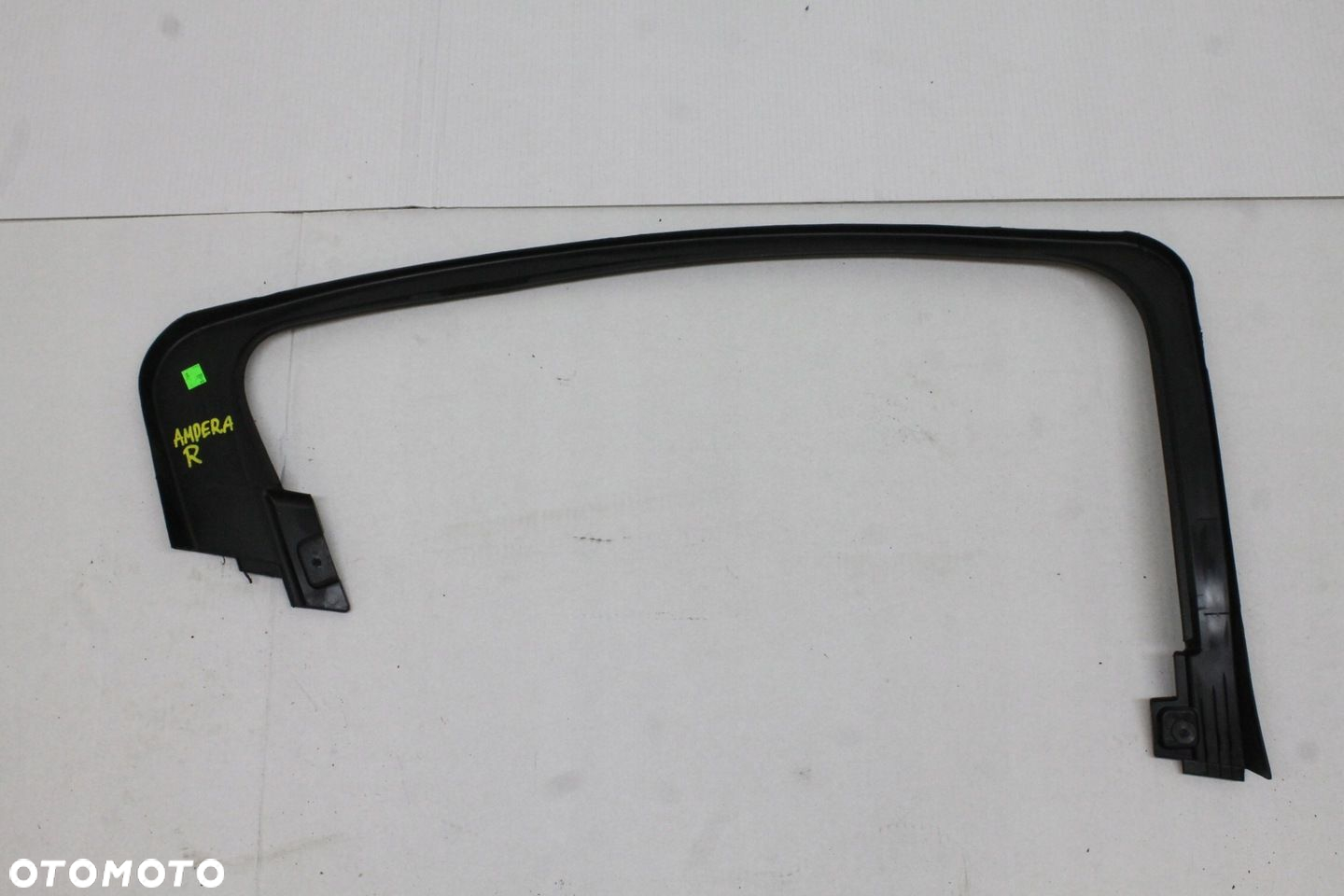 OPEL AMPERA VOLT 11R- RAMKA RAMA LISTWA SZYBY DRZWI PRAWY TYŁ 802579867 - 2