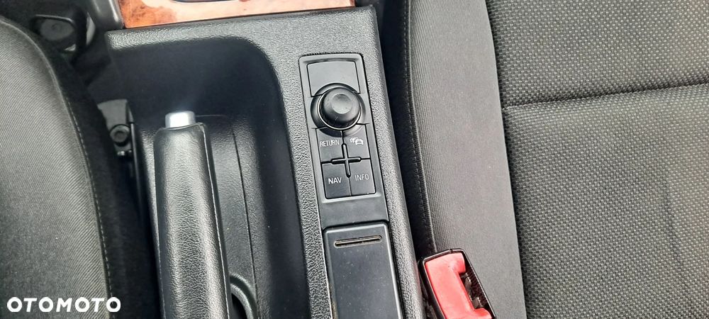 Audi A3 3-drzwiowe 2.0 FSI Ambition Tiptronic - 11