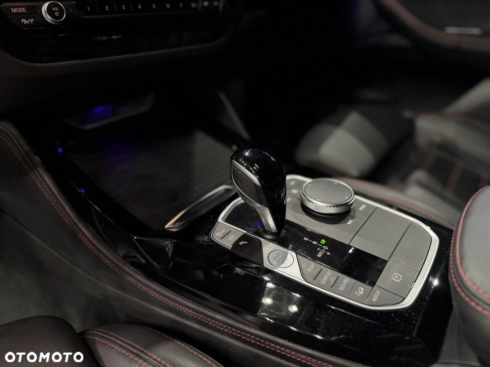 BMW X4 xM40i - 10