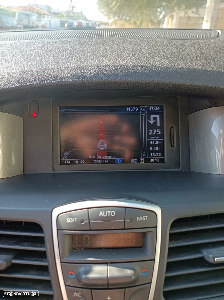 Renault Laguna 1.5 dCi Black Line - 9