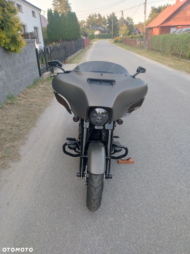 Harley-Davidson Touring Street Glide - 9