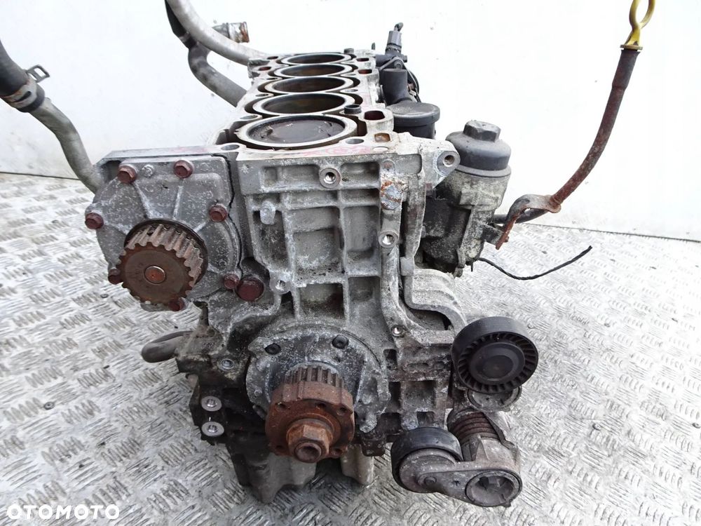 blok silnika silnik volvo s40 v50 c70 2.4 benzyna b5244s - 10