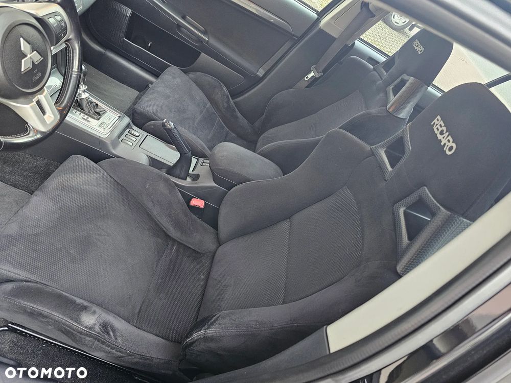 Mitsubishi Lancer - 24
