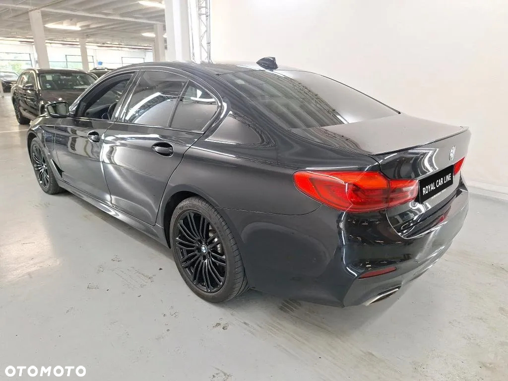 BMW Seria 5 520e Luxury Line - 3