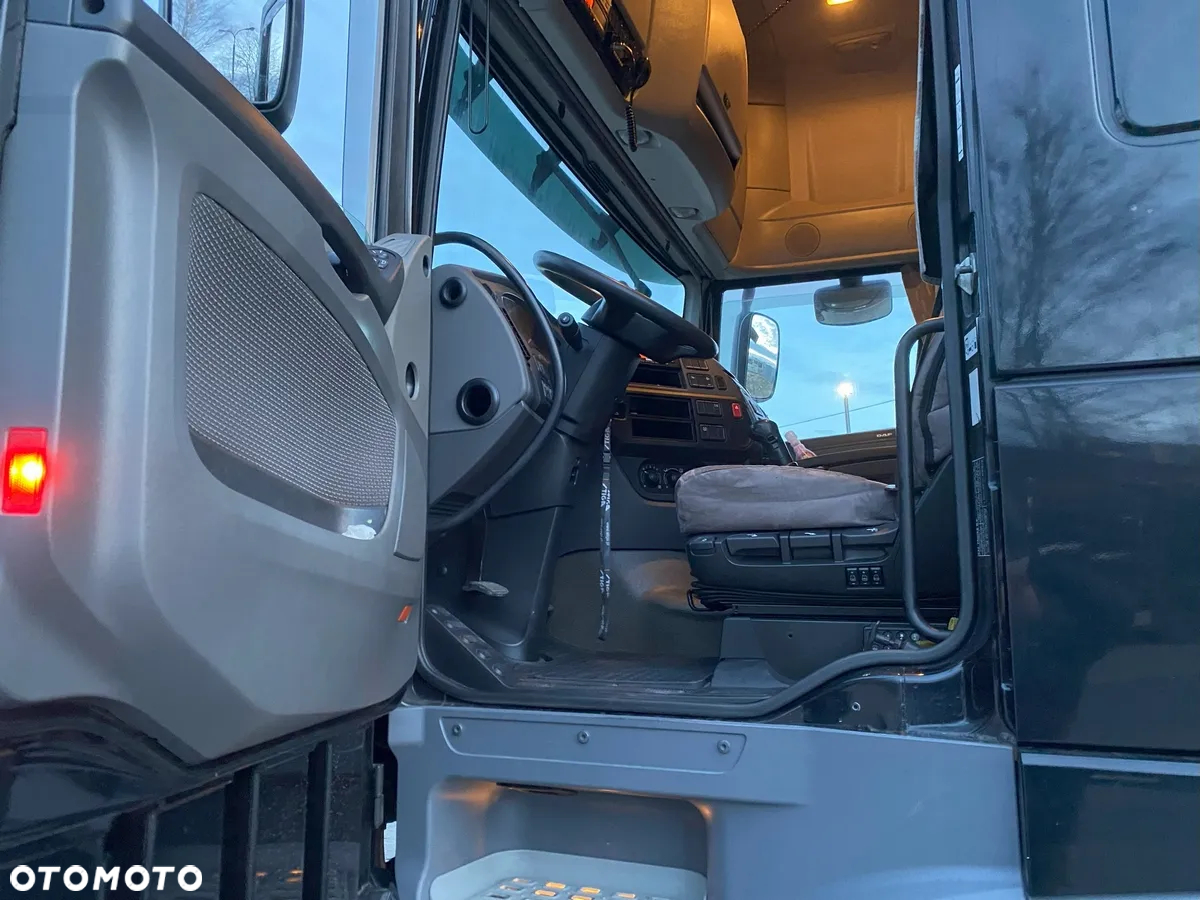 DAF 106 - 5