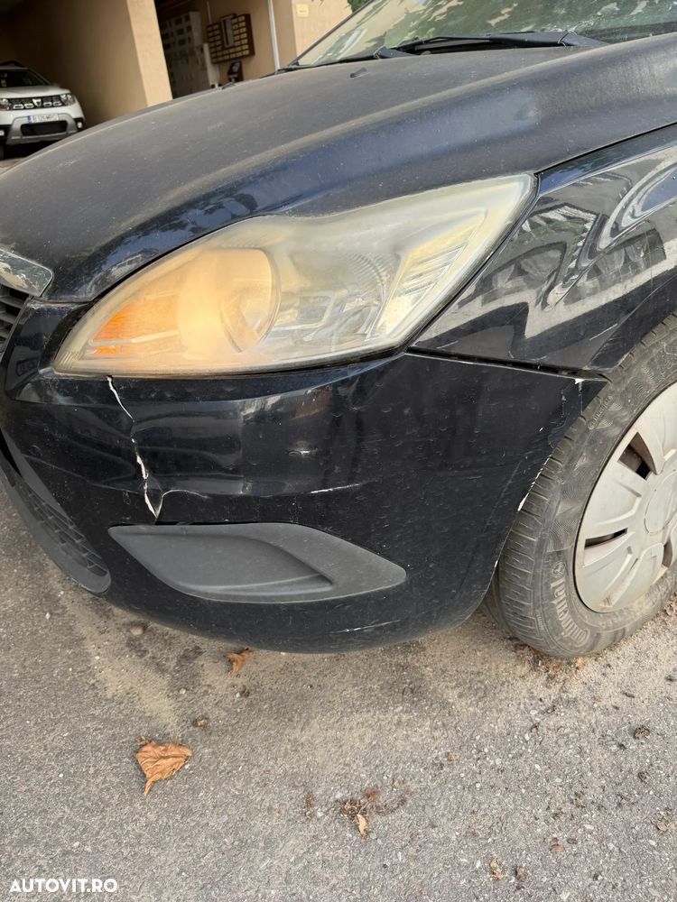 Ford Focus - 9