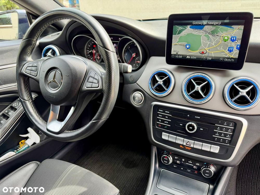 Mercedes-Benz CLA 220 (CDI) d 7G-DCT Urban - 17