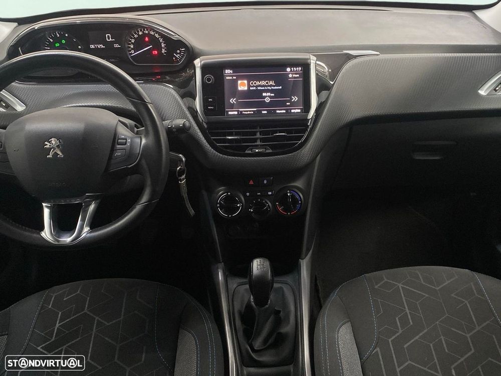 Peugeot 2008 1.2 PureTech Active - 9