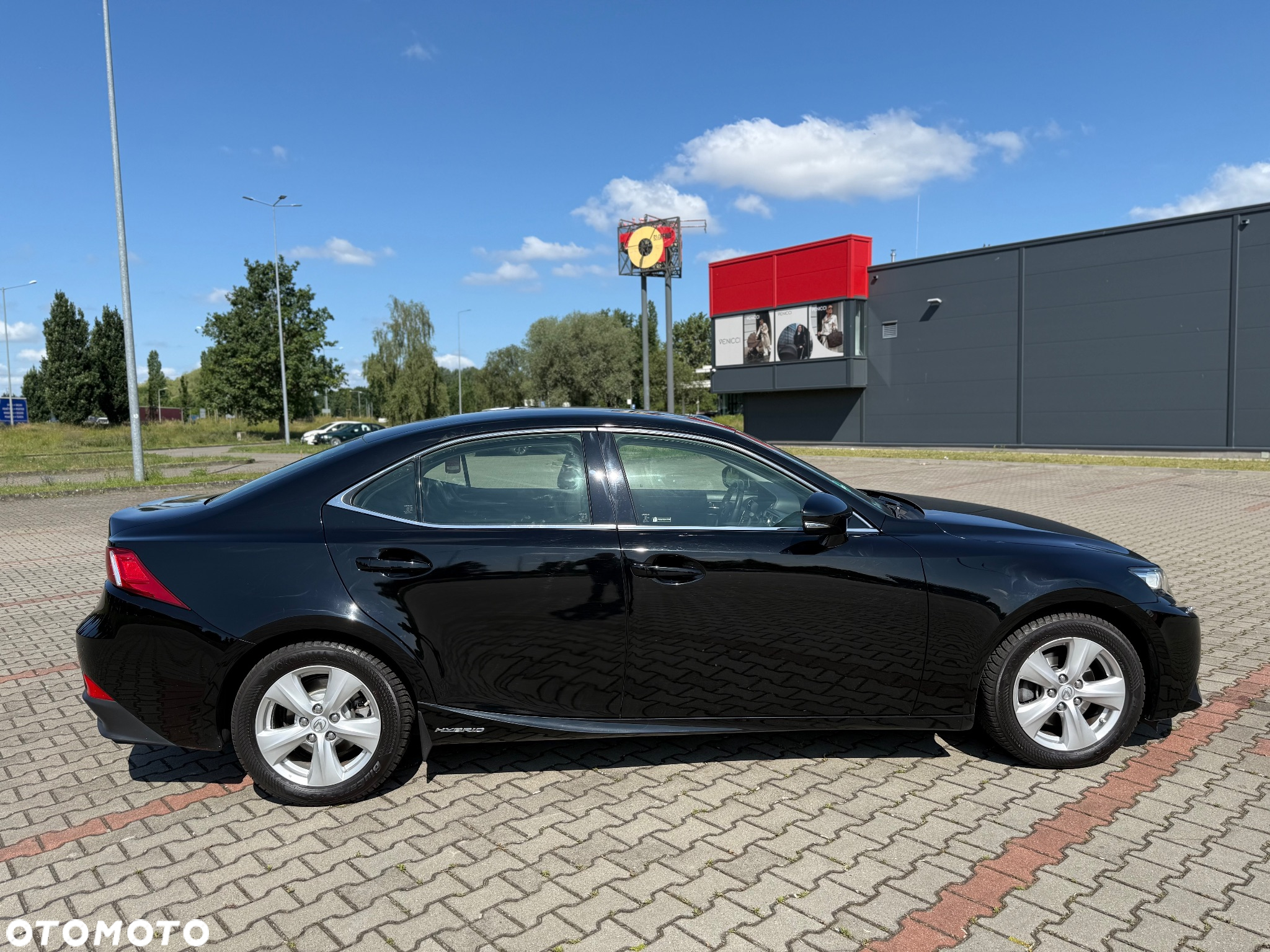 Lexus IS 300h Elite - 17