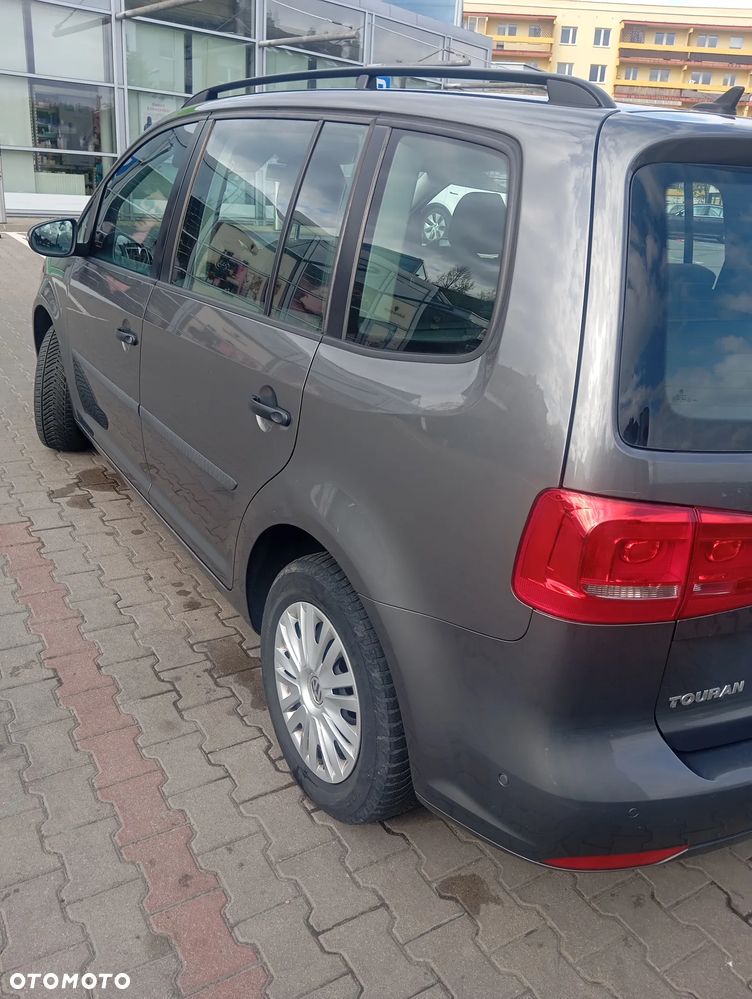 Volkswagen Touran 1.6 TDI DPF BlueMot Comfortline - 4